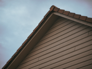 Plaatsen gevelbekleding